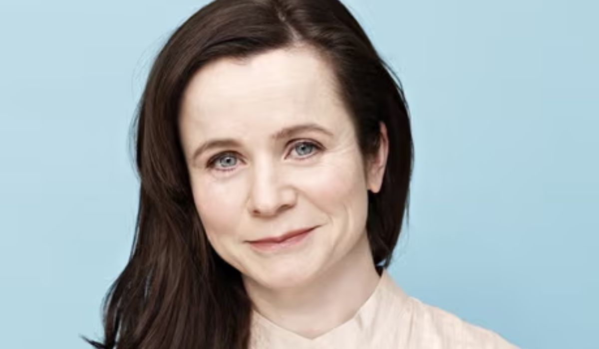 How Emily Watson Transforms in Historical Roles