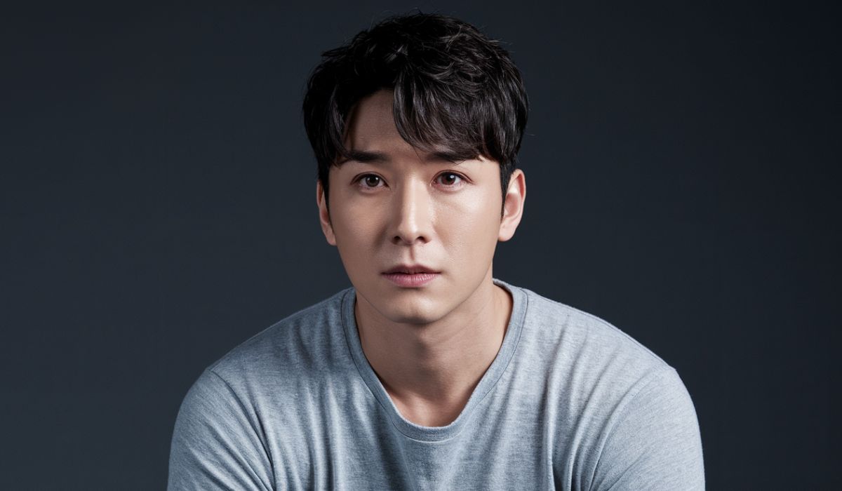 What Sets Kang Kang Hoon Apart?